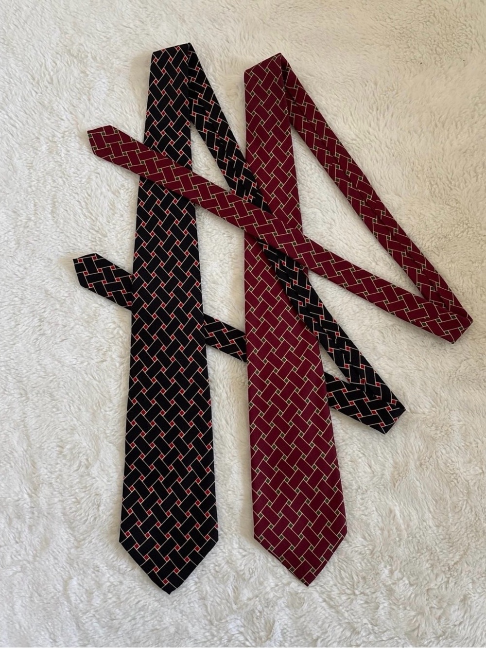 Polo ralph Lauren Men's Geometric Pattern Silk Tie - Black and Burgundy